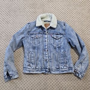 Levi's sherpa lined jean jacket